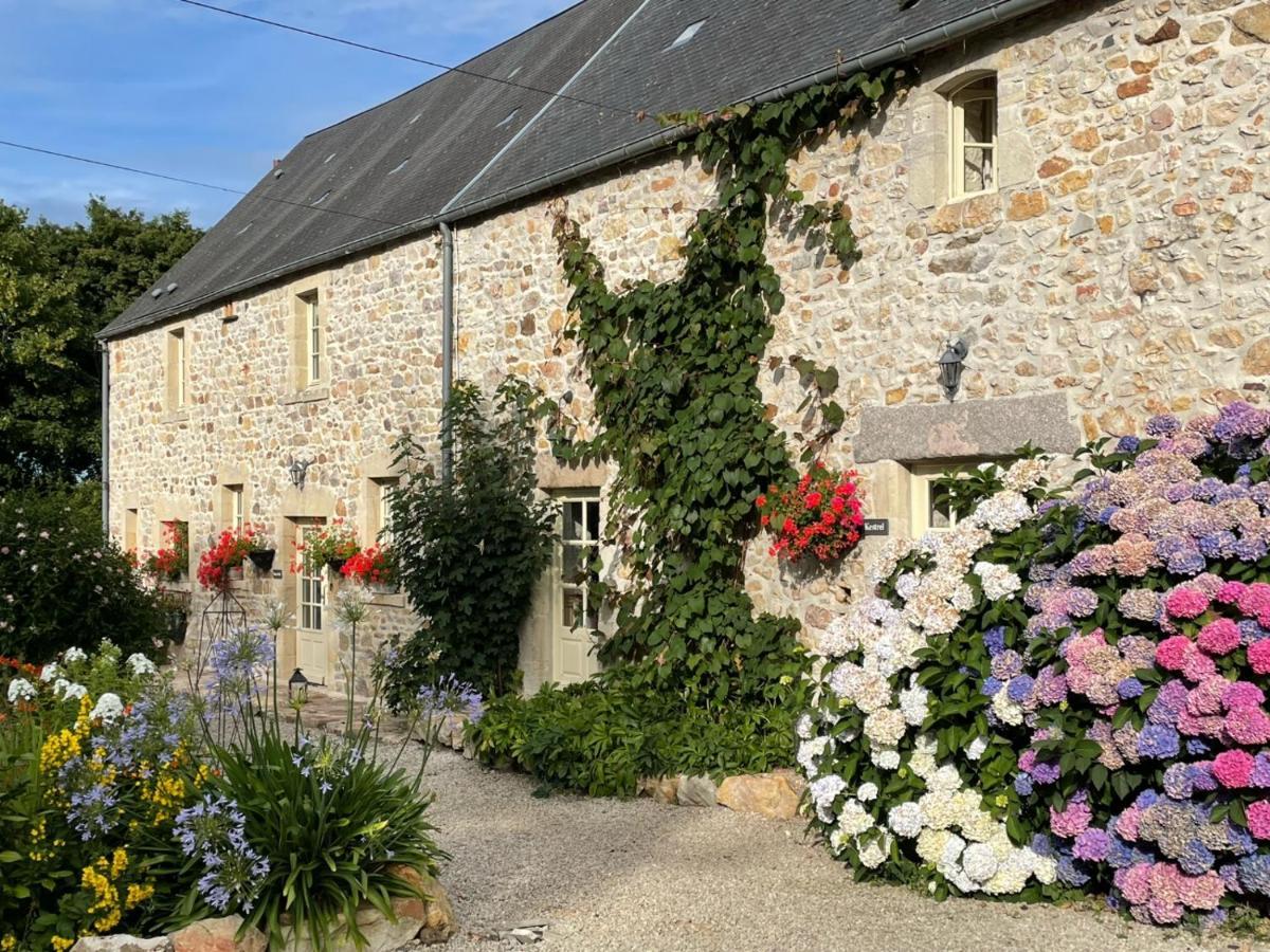 Hostal La Lande Bricquebec Exterior foto